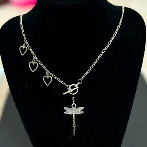 Dragonfly & hearts necklace